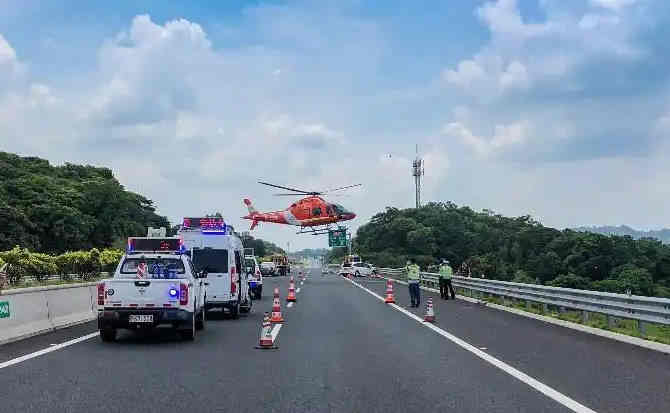 独山高速公路汽车救援案例